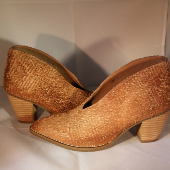 Antelope brand stone leather pump - Size 37 - Picture 4 of 7